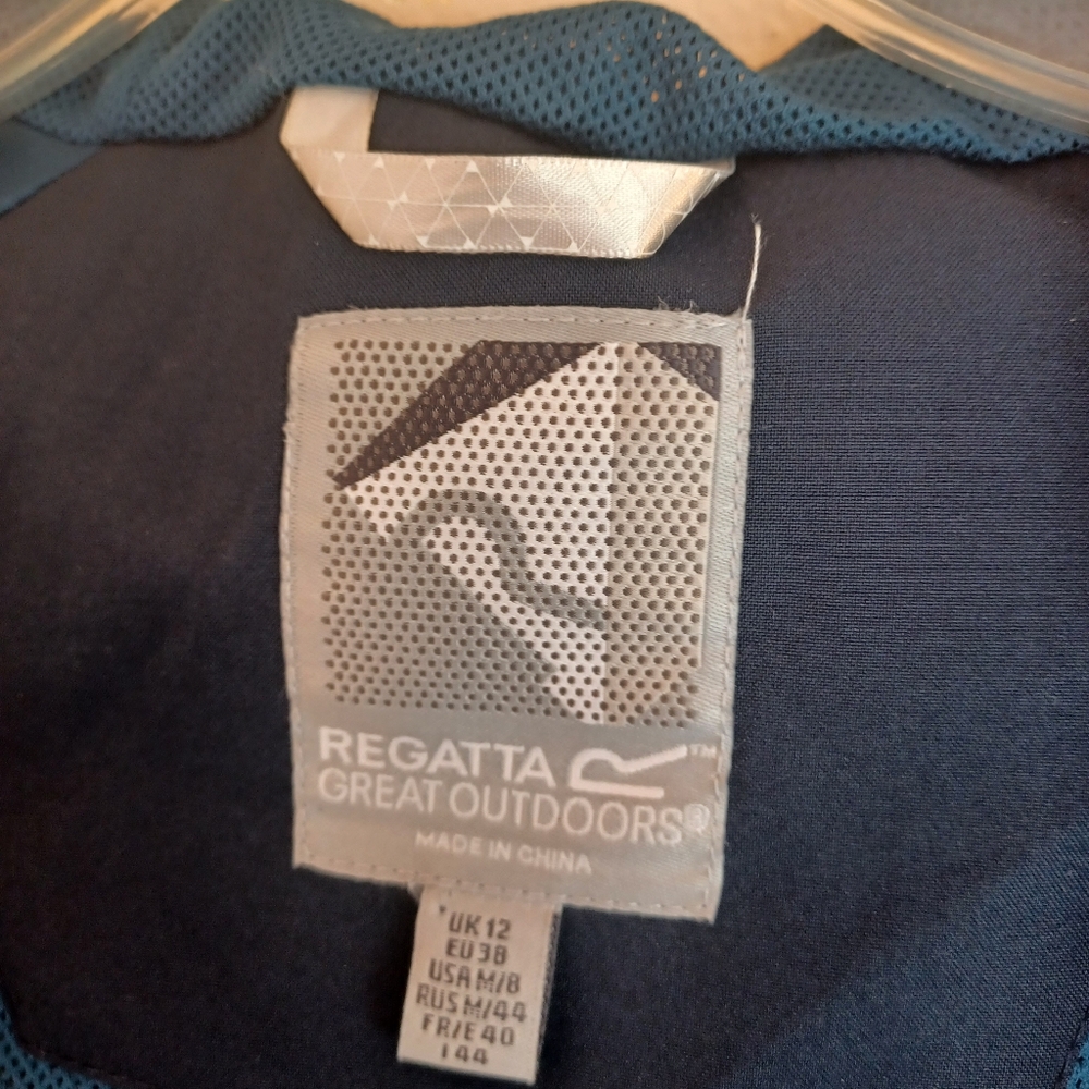 REGATTA Great Outdoors Hooded Jacket - Picture 8 of 15